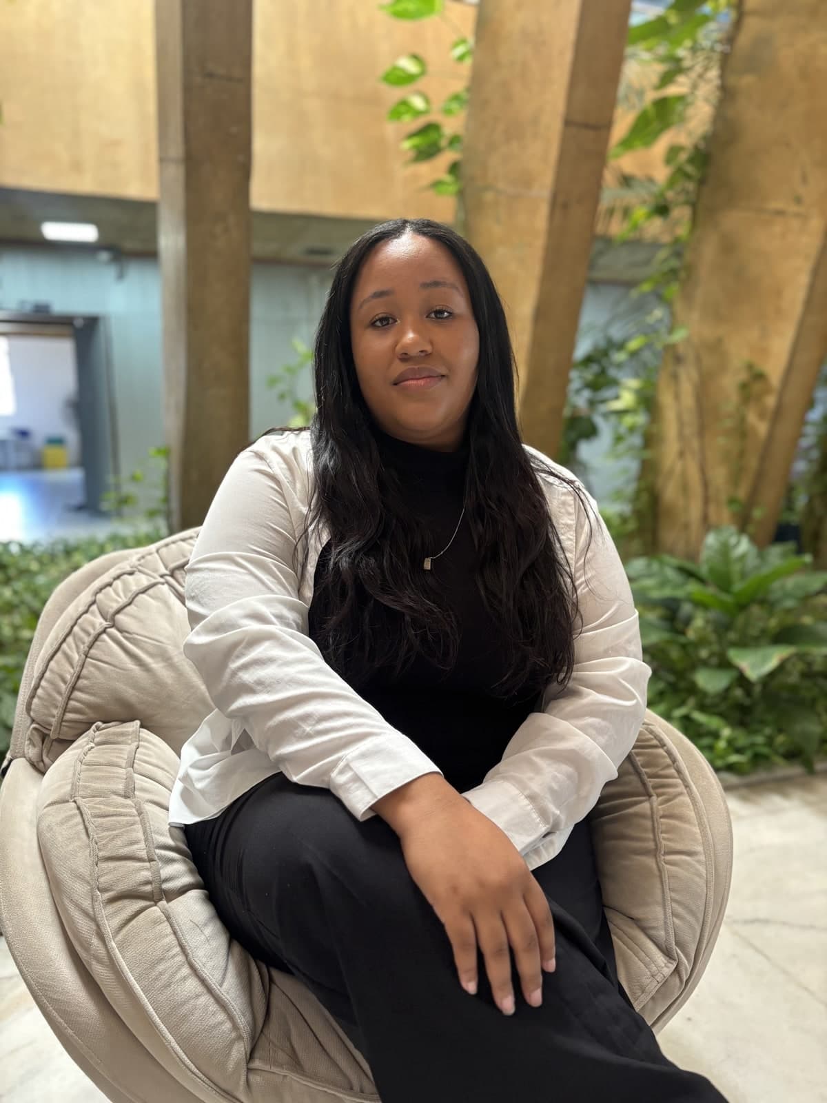 Ana Izabelly Barros — Vice-presidente